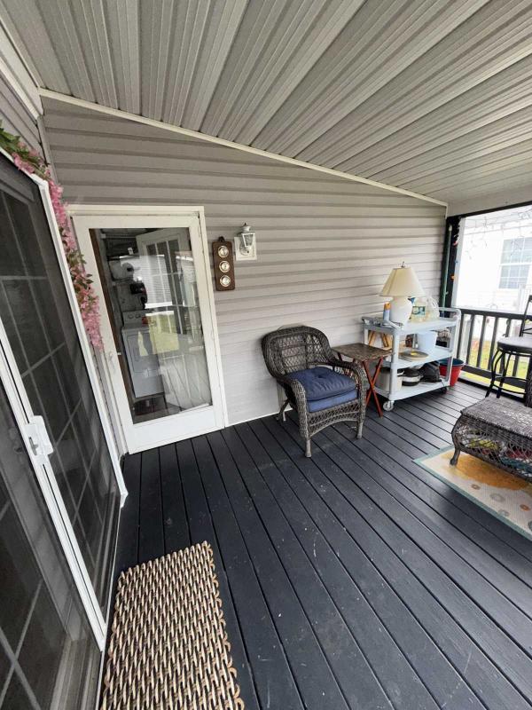 2000 Oak Marlette Mobile Home