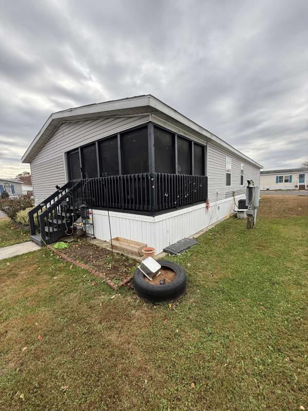 2000 Oak Marlette Mobile Home