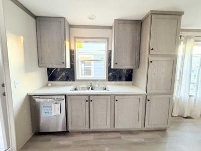 Photo 2 of 29 of home located at 4000 E 134th Street #1018 Chicago, IL 60633