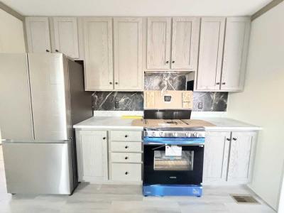 Photo 5 of 29 of home located at 4000 E 134th Street #1018 Chicago, IL 60633