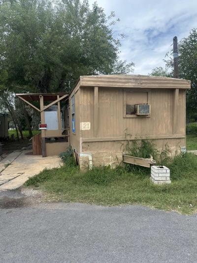 Mobile Home at 613 N Eye St Harlingen, TX 78550
