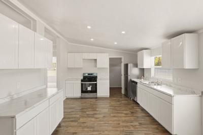 Photo 5 of 27 of home located at 13 Camino Privado Los Lunas, NM 87031