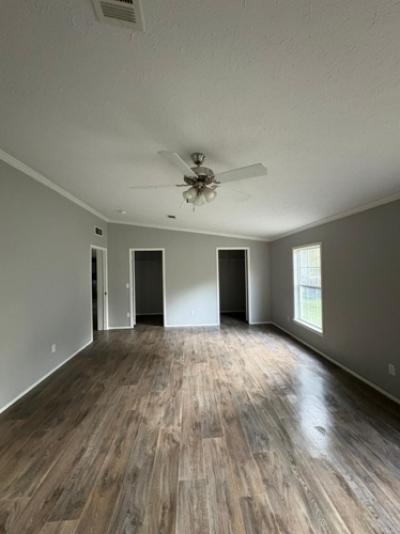 Photo 4 of 19 of home located at 227 Varvarosky Rd Deville, LA 71328