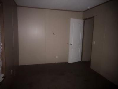 Photo 5 of 13 of home located at 208 Williams Ln El Dorado, AR 71730