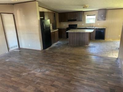 Photo 4 of 18 of home located at 2010 S Long St Lot 15 Opelika, AL 36801