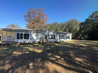 Photo 2 of 21 of home located at 115 Wynn Dr Albany, GA 31705