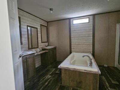 Photo 5 of 12 of home located at 44299 Country Creek Lane Lot 8 Hammond, LA 70403