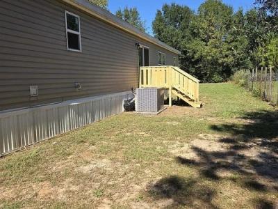 Photo 4 of 27 of home located at 10028 Bellbrook Rd Milton, FL 32583