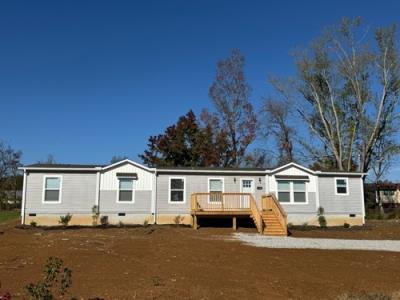 Mobile Home at 128 2nd St Rockwood, TN 37854
