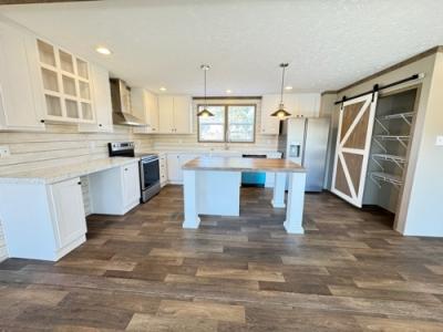 Photo 2 of 21 of home located at 128 2nd St Rockwood, TN 37854