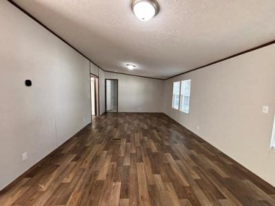 Photo 5 of 15 of home located at 11020 Irvington Bayou Labatre Hwy Irvington, AL 36544