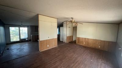 Photo 3 of 14 of home located at 210 E San Francisco Black Oak, AR 72414