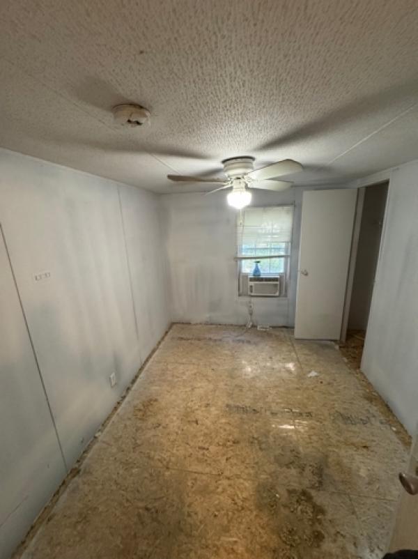 2002 EXCEL Manufactured Home