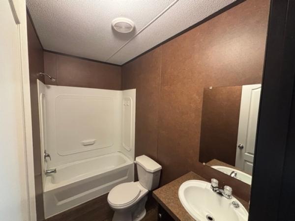 2016 THE BREEZE Manufactured Home