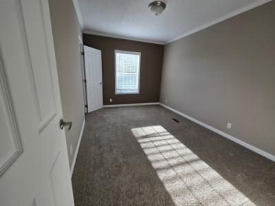 Photo 4 of 11 of home located at 15405 Lee Hwy Bristol, VA 24202