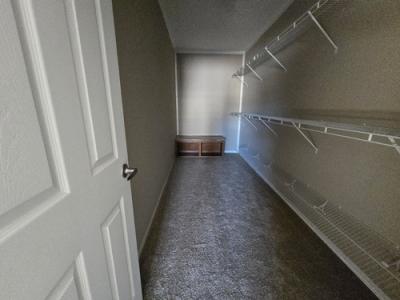 Photo 5 of 11 of home located at 15405 Lee Hwy Bristol, VA 24202