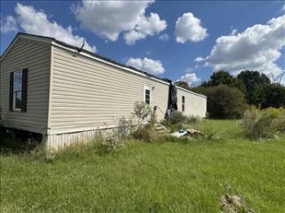 Mobile Home at 744 Highway 582 Oak Grove, LA 71263