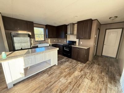 Photo 5 of 11 of home located at 604 County Rd 3371A Cleveland, TX 77327