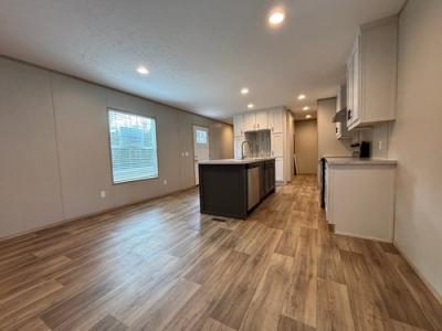 Photo 3 of 12 of home located at 3265 Us Hwy 78 Leeds, AL 35094