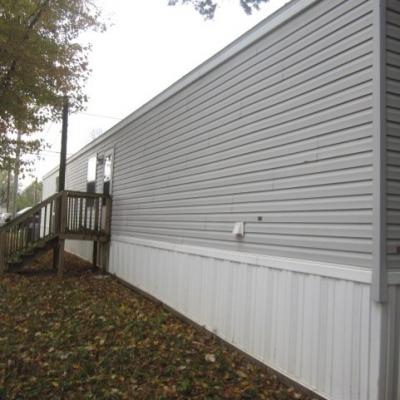 Photo 3 of 12 of home located at 7511 Cane Run Rd Lot 12 Louisville, KY 40258