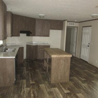 Photo 4 of 12 of home located at 7511 Cane Run Rd Lot 12 Louisville, KY 40258