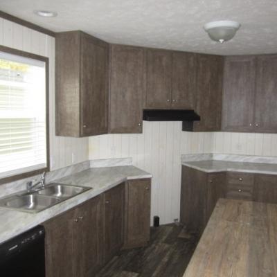 Photo 5 of 12 of home located at 7511 Cane Run Rd Lot 12 Louisville, KY 40258