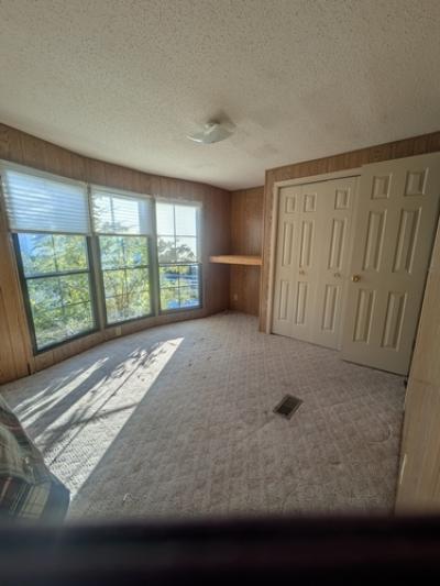 Photo 4 of 11 of home located at 1061 S Little Creek Dover, DE 19901