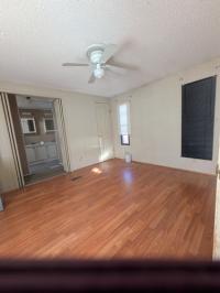 1987 OAKWOOD Manufactured Home