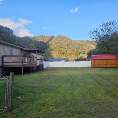 Photo 4 of 22 of home located at 529 Ronda Road Drybranch, WV 25061