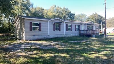 Mobile Home at 1207 SW 6th St Fairfield, IL 62837