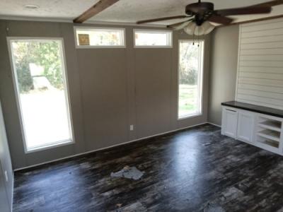 Photo 7 of 20 of home located at 715 Highway 365 Mayflower, AR 72106