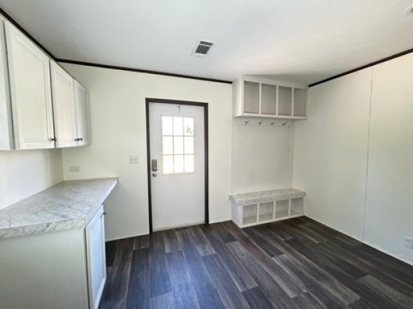 2022 ABSOLUTE Manufactured Home