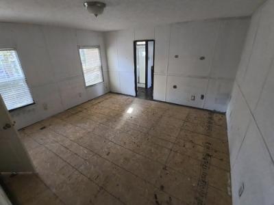 Photo 5 of 10 of home located at 3712 Clarks River Rd Lot 9 Paducah, KY 42003