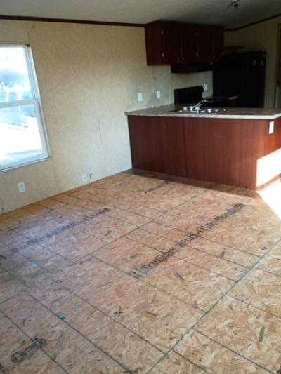 Photo 5 of 14 of home located at 409 Powell St Lepanto, AR 72354