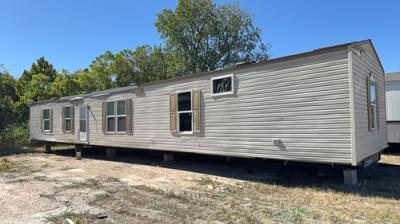 Mobile Home at 6317 E. Ben White Blvd Austin, TX 78741