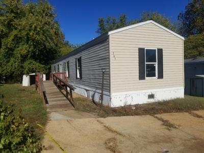 Mobile Home at 305 Dover Ln Fenton, MO 63026