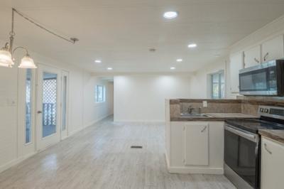 Photo 4 of 11 of home located at 885 W Little Mountain #1 Salt Lake City, UT 84123