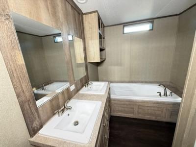 Photo 5 of 9 of home located at 14014 Del Papa St Trlr 221 Houston, TX 77047