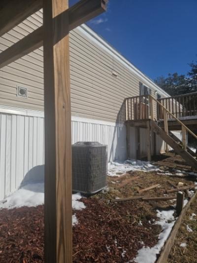 Photo 3 of 15 of home located at 4394 Thomas Ridge Rd Leon, WV 25123