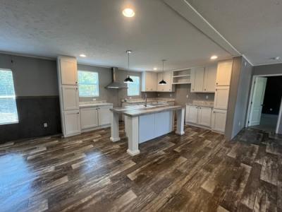 Photo 2 of 12 of home located at 194 Air Ln Tuskegee, AL 36083