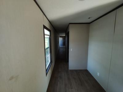 Photo 5 of 15 of home located at 915 Ssw Loop 323 Tyler, TX 75701