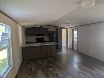 Photo 5 of 15 of home located at 2161 S Center Rd Darlington, SC 29532