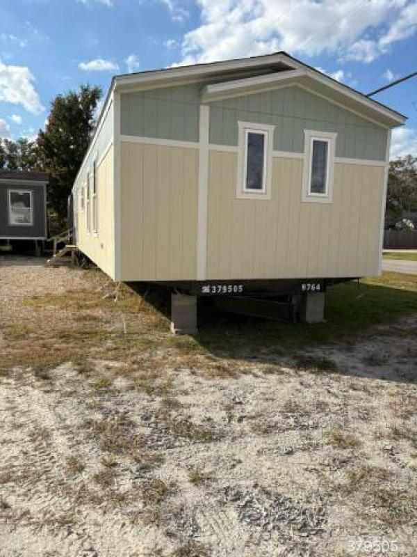 Photo 1 of 2 of home located at Mobile Mansions Of Louisiana 647 N Highway 171 Lake Charles, LA 70611