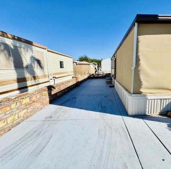 1986 Fleetwood Manufactured Home