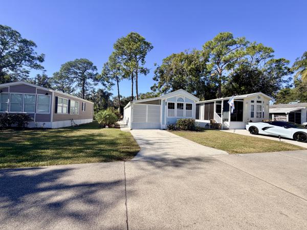 1992 BRIT Mobile Home For Sale