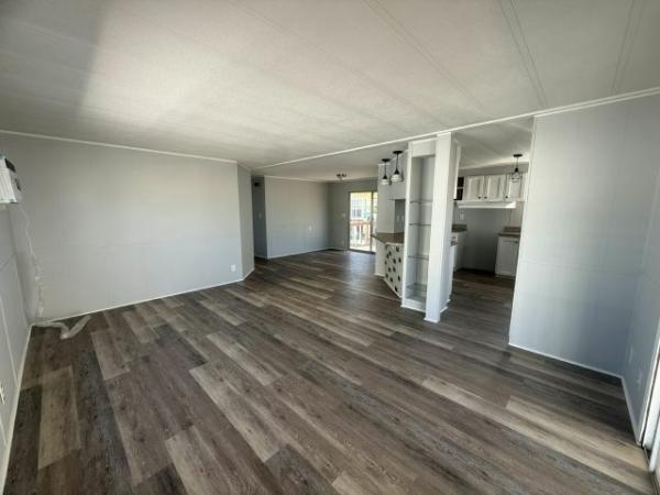 1981 SKYLINE Mobile Home For Sale