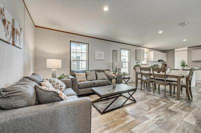 Photo 5 of 9 of home located at 10026 S Xavier St Conroe, TX 77303