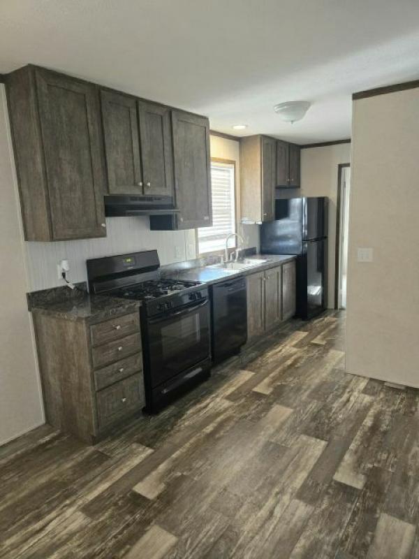 2021 Clayton - Wakarusa, IN 96PLH14663AH21 Manufactured Home