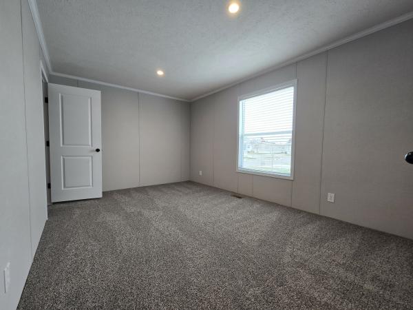 2025 Champion RAPB2852H32169 Mobile Home