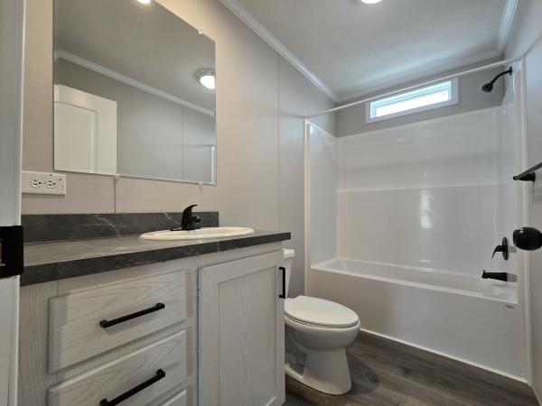 2025 Champion RAPB2852H32169 Mobile Home